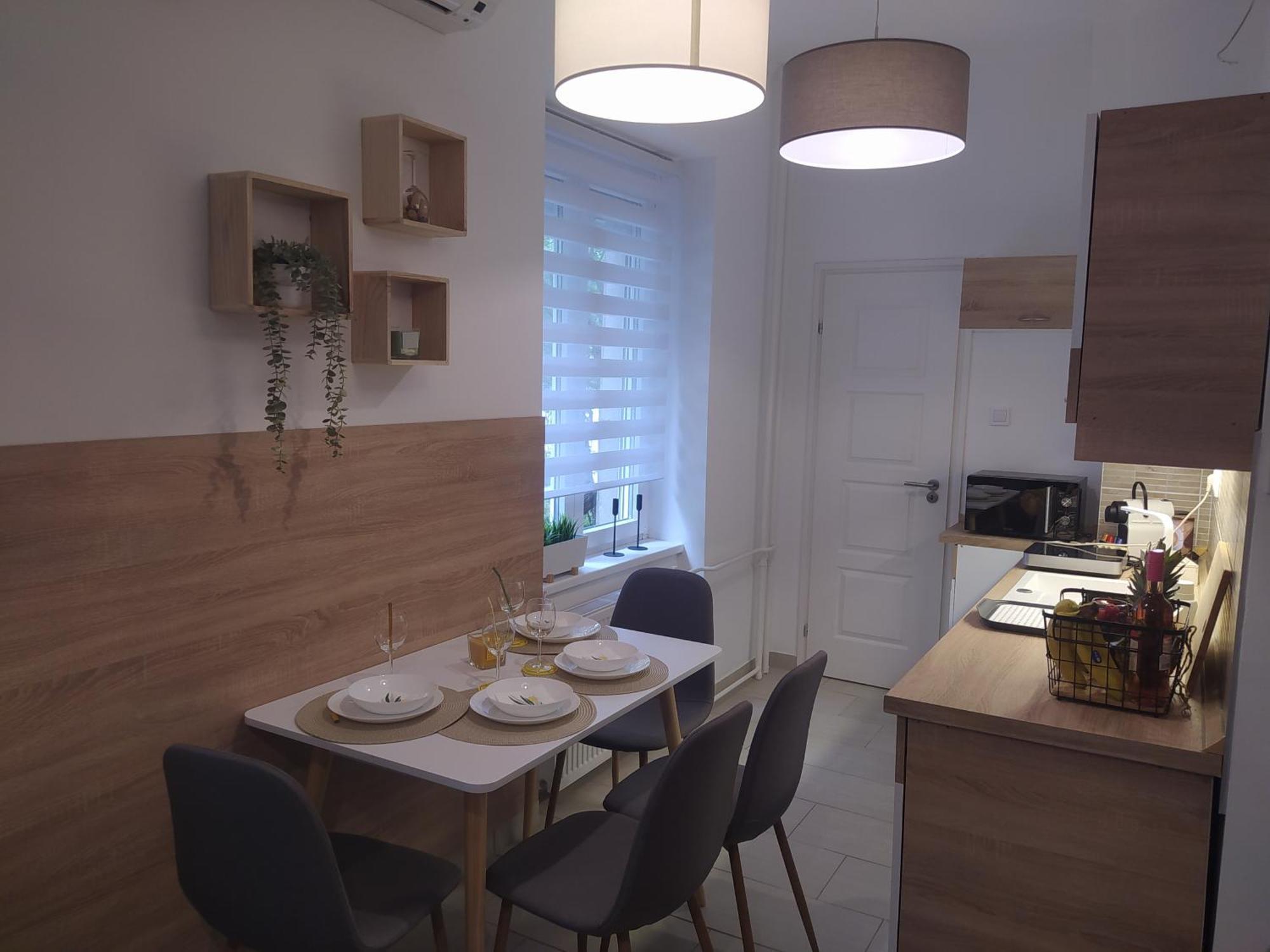Lady Mabel'S Apartment Near To Arena, Puskas Stadion And City Park, With Guarded Parking Place Boedapest Buitenkant foto
